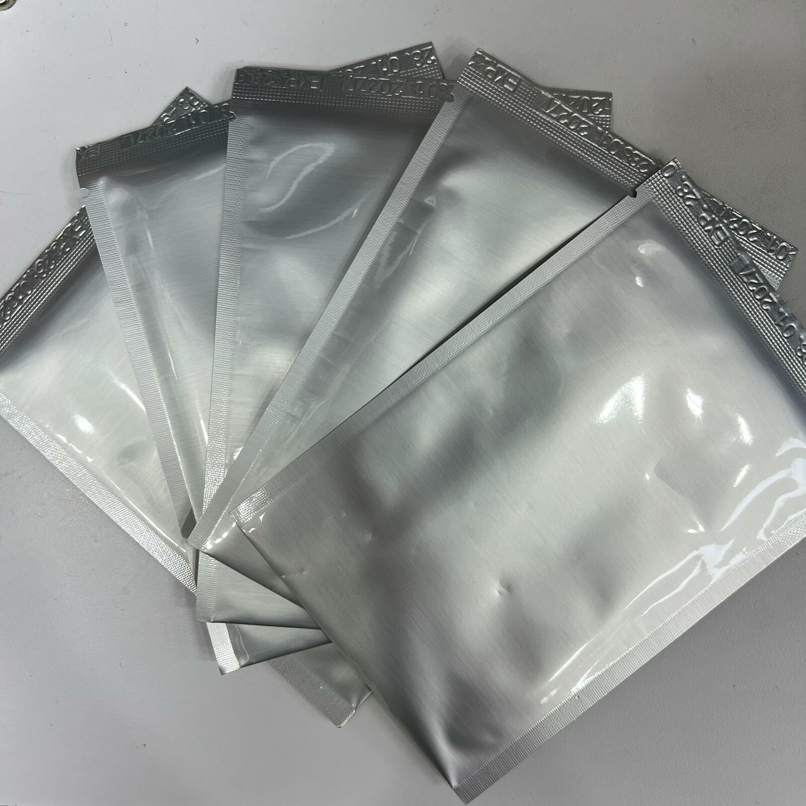 🩶Vital Element銀蠶絲面膜🩶(涼浸浸) x10片