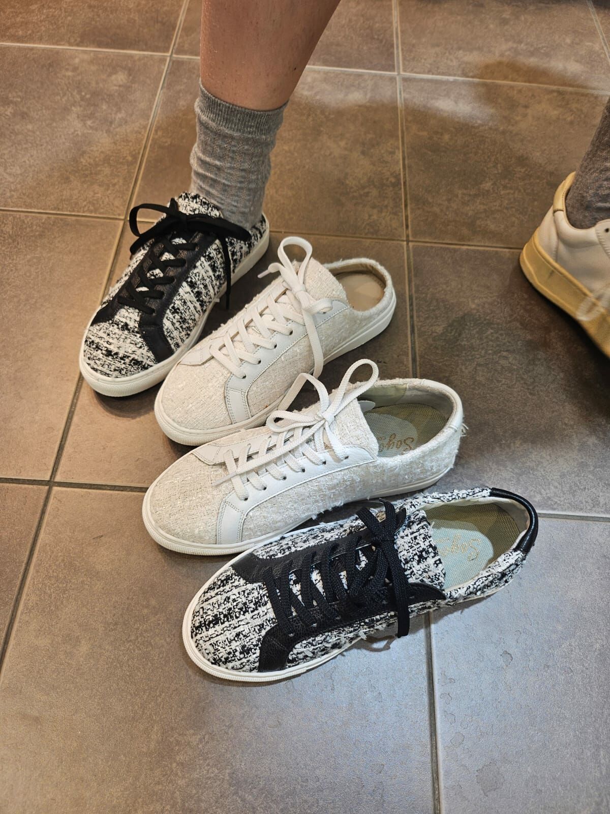 SH3004 小香風Tweed料波鞋