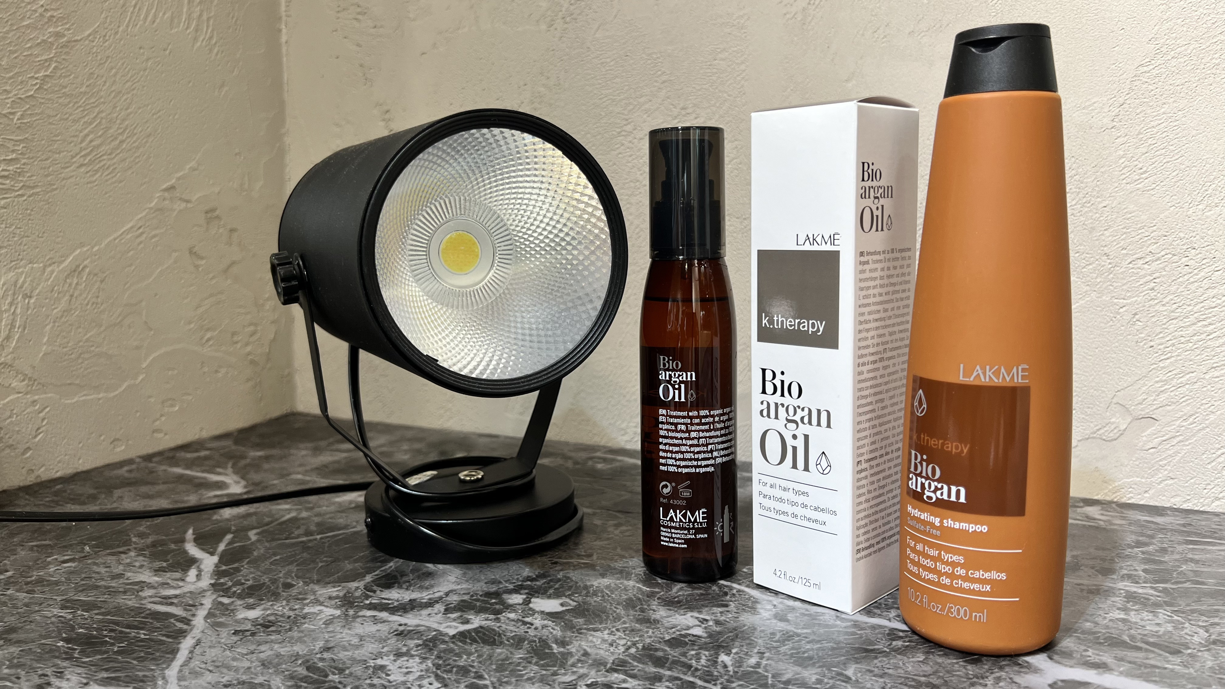 LAKME K.therapy Bio argan 【Oil 100%有機摩洛哥油 125ml 】+【 Hydrating Shampoo 100%有機摩洛哥油保濕洗髮水 300ml】