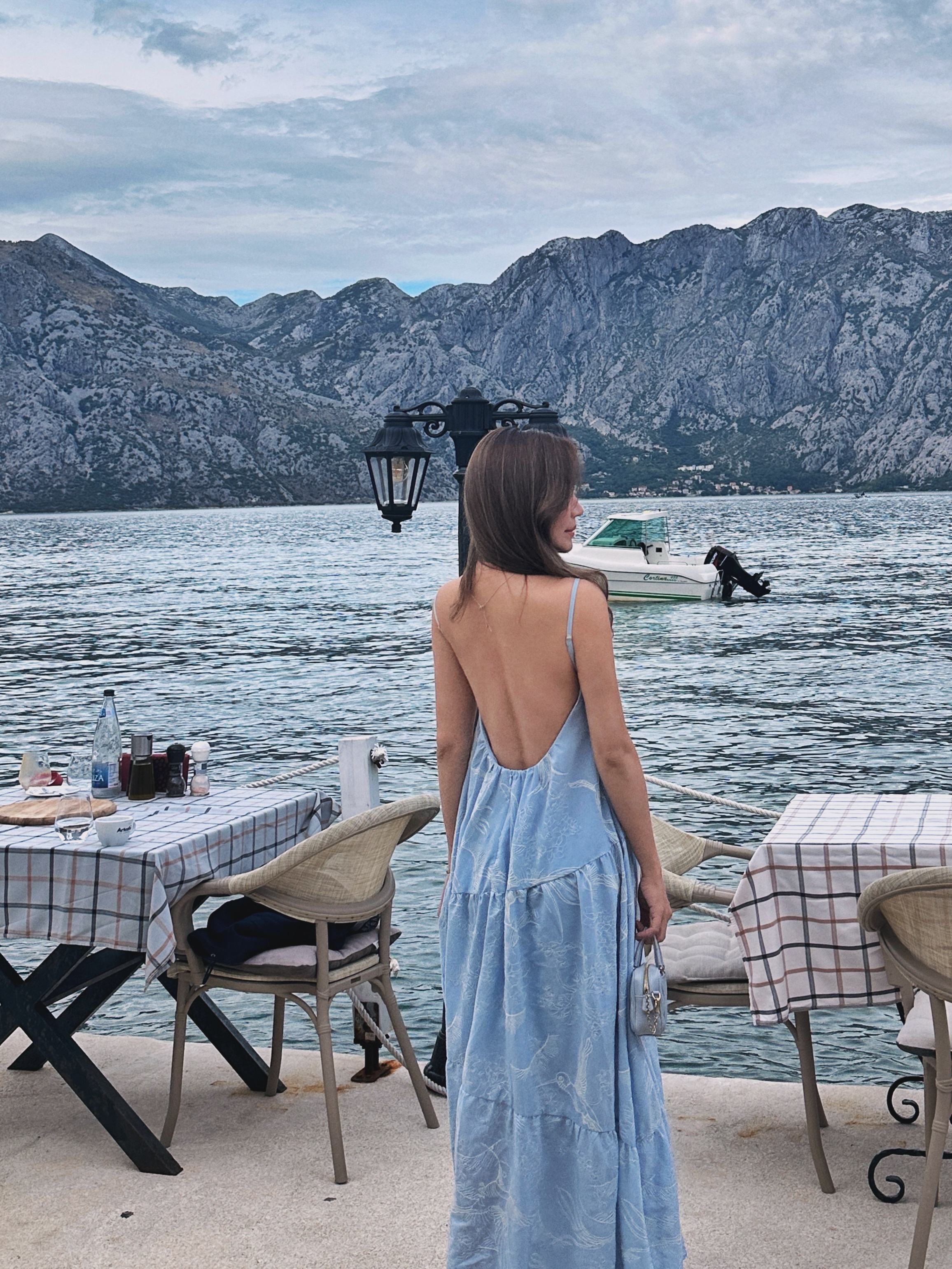 Wings 羽翼 細肩帶刺繡長洋裝