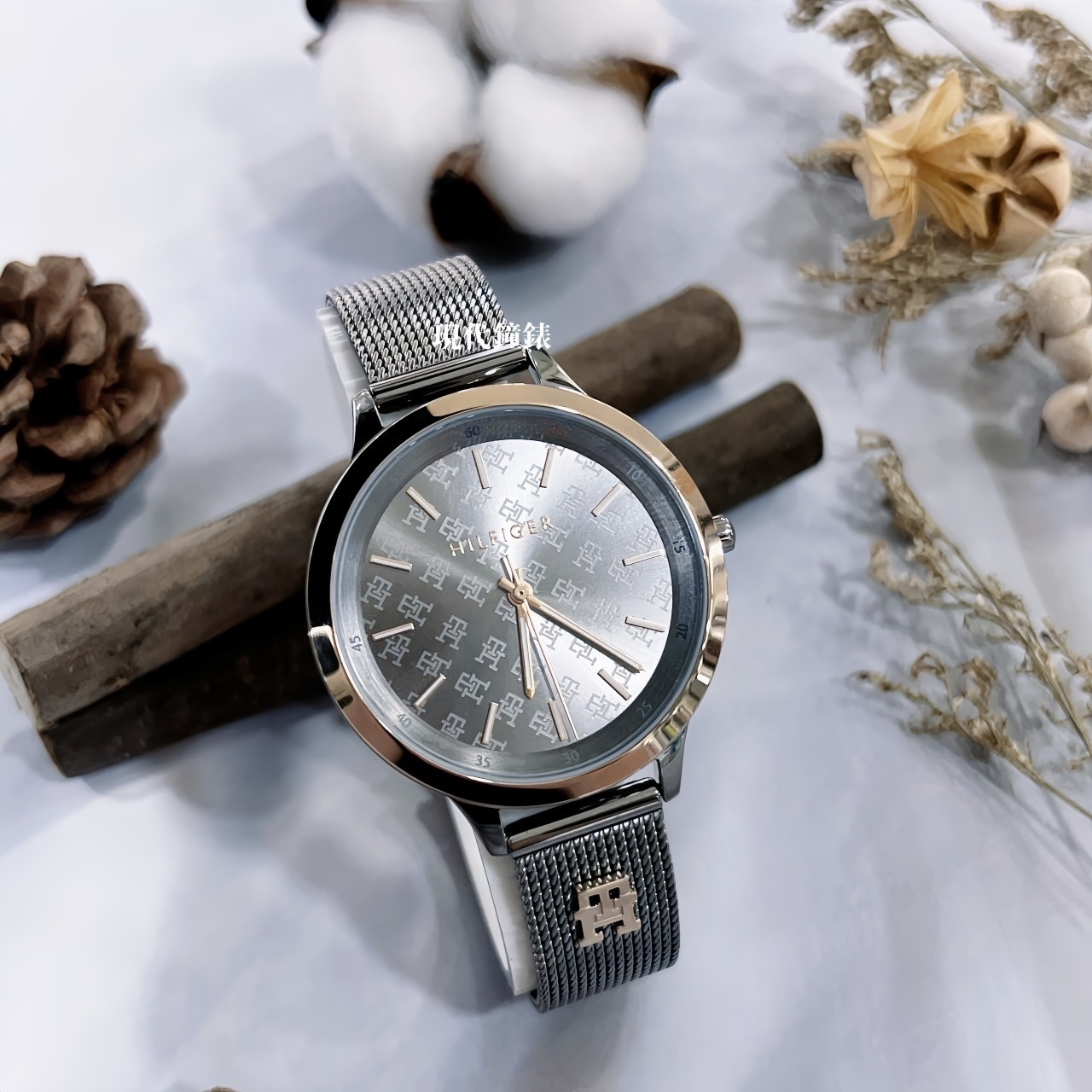 【Tommy Hilfiger】時尚滿版Lady腕錶1782587 36mm 現代鐘錶