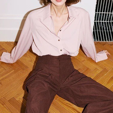 草莓粉翻領排釦襯衫上衣S-M (Elegant & Love)