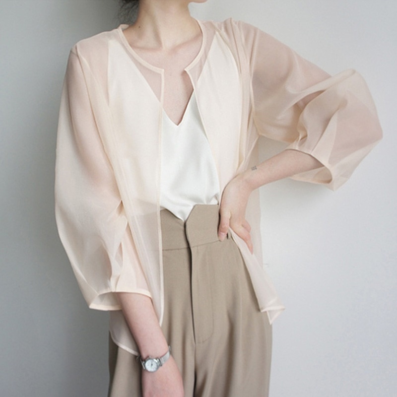 歐根紗無釦透膚罩衫 杏色