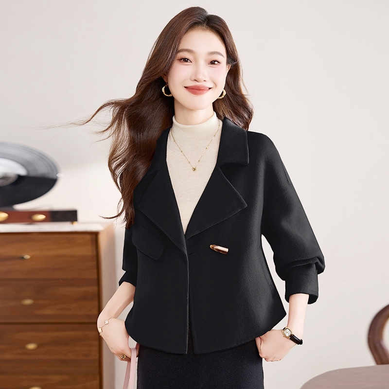 大翻領短版羊毛外套 三色