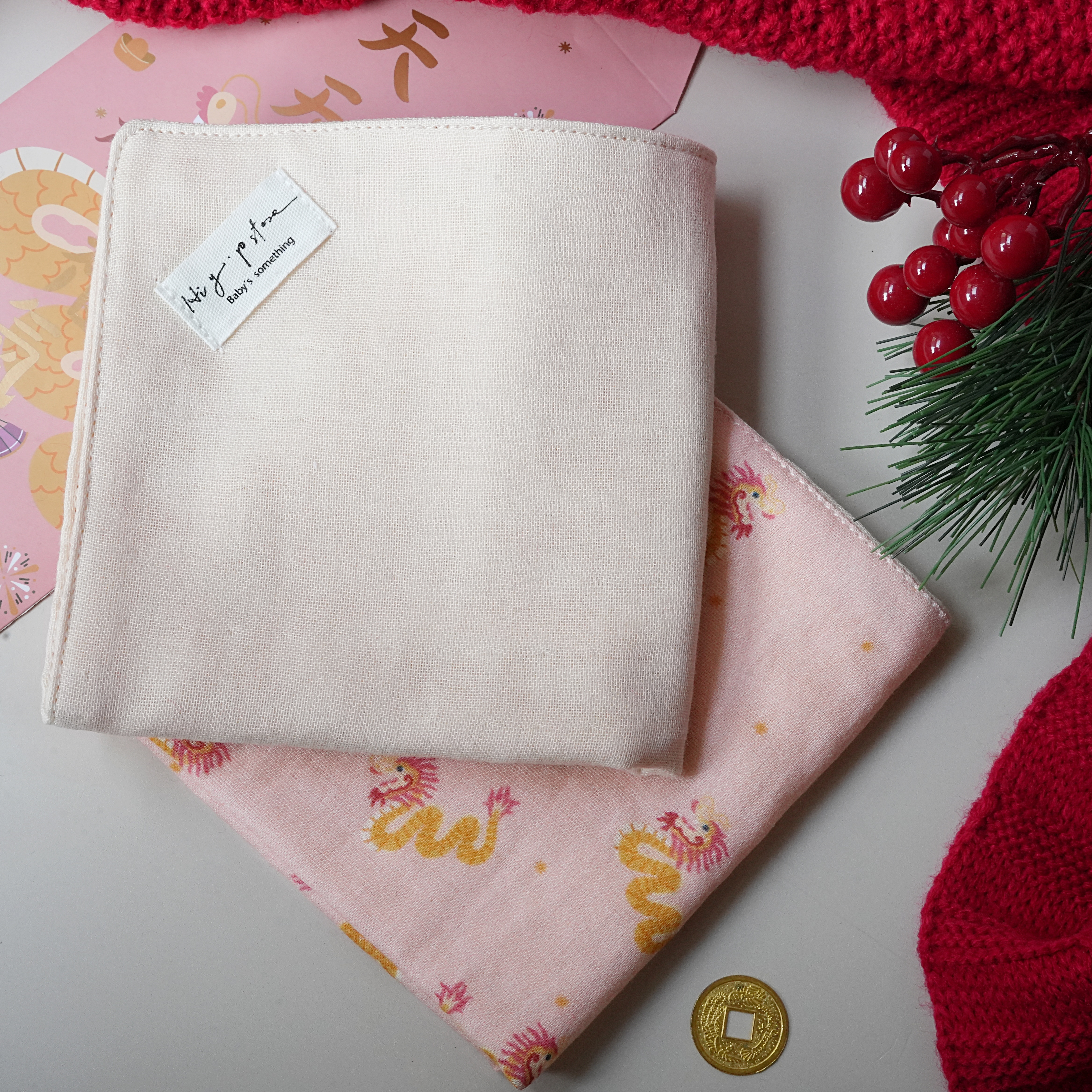 Hi Y.P store-手作六層紗紗布巾-獨家設計款-天天龍福氣（2件組)