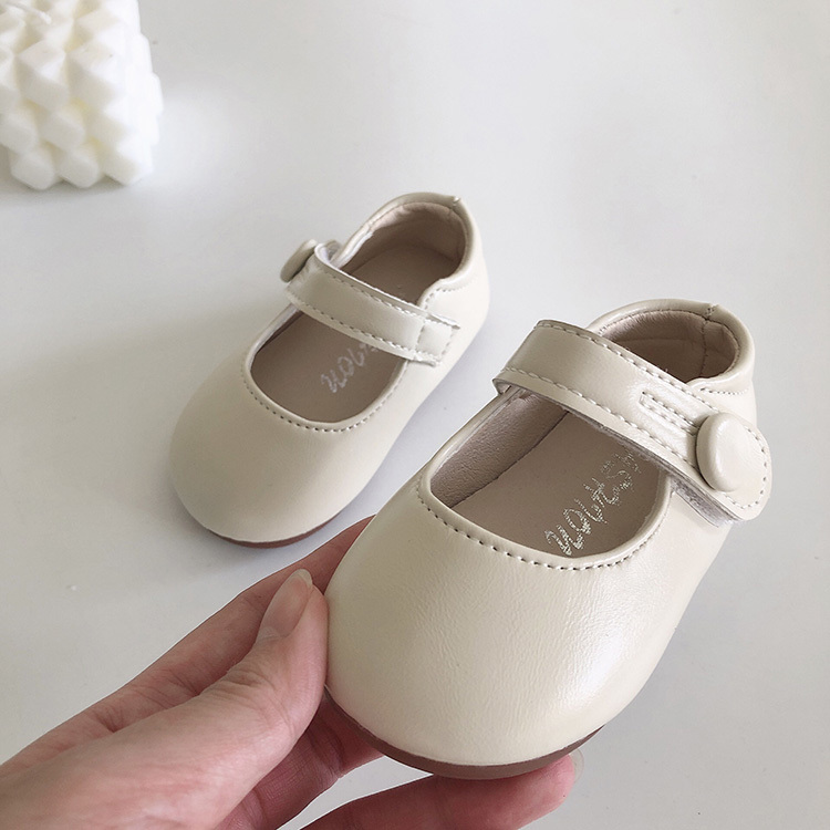 氣質娃娃素面小皮鞋