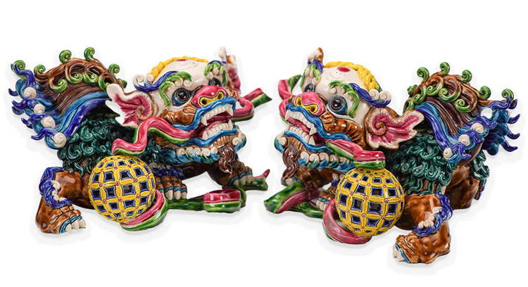 鹿港窯禮品館│台灣國寶交趾陶 鎮樑獅:守護家園的交趾陶藝術品