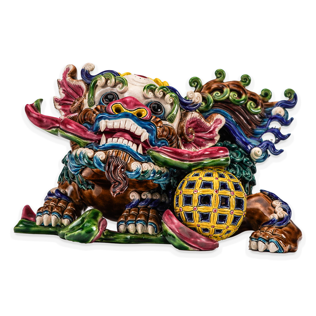 鹿港窯禮品館│台灣國寶交趾陶 鎮樑獅:守護家園的交趾陶藝術品