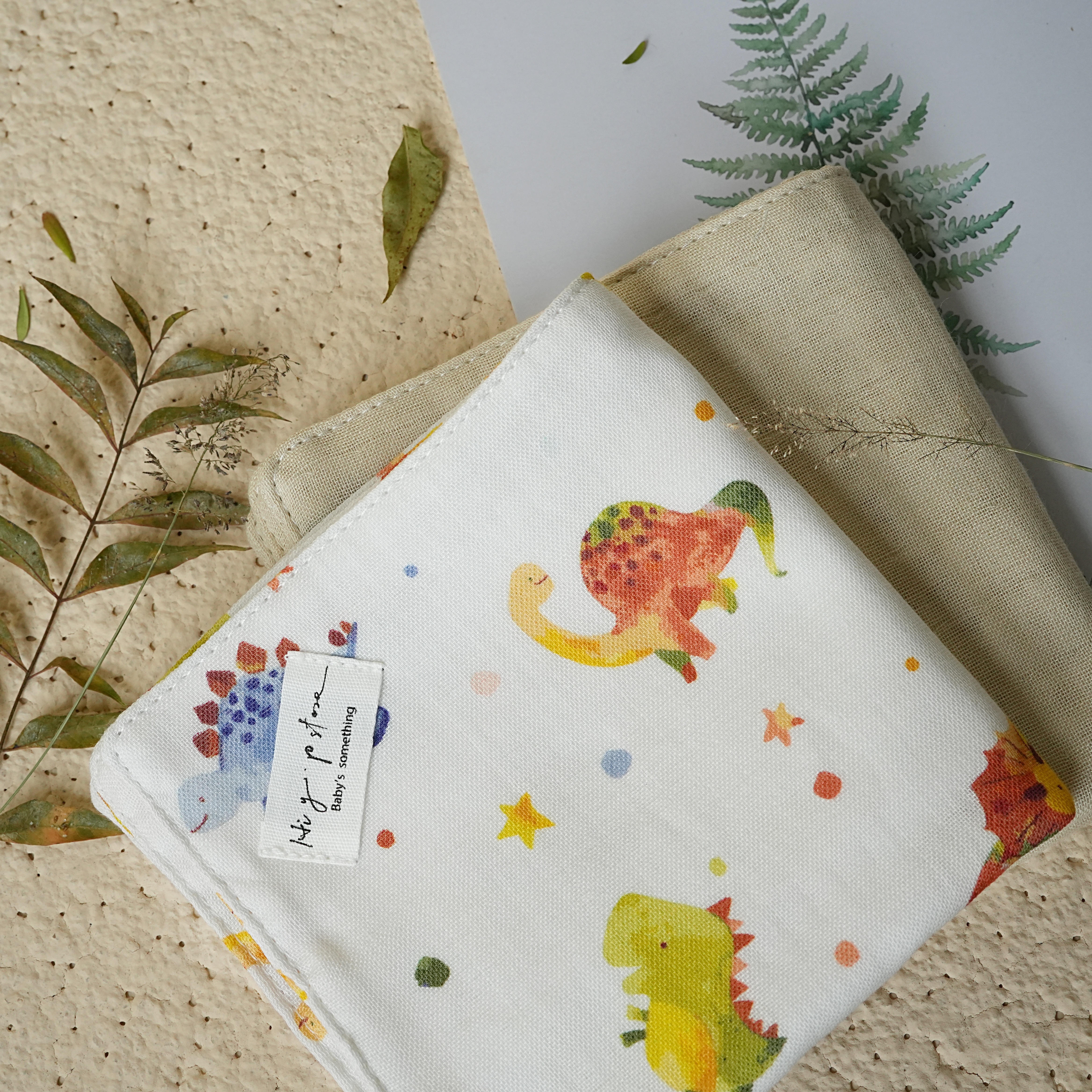 Hi Y.P store-手作六層紗紗布巾-獨家設計款-恐龍星球（2件組)