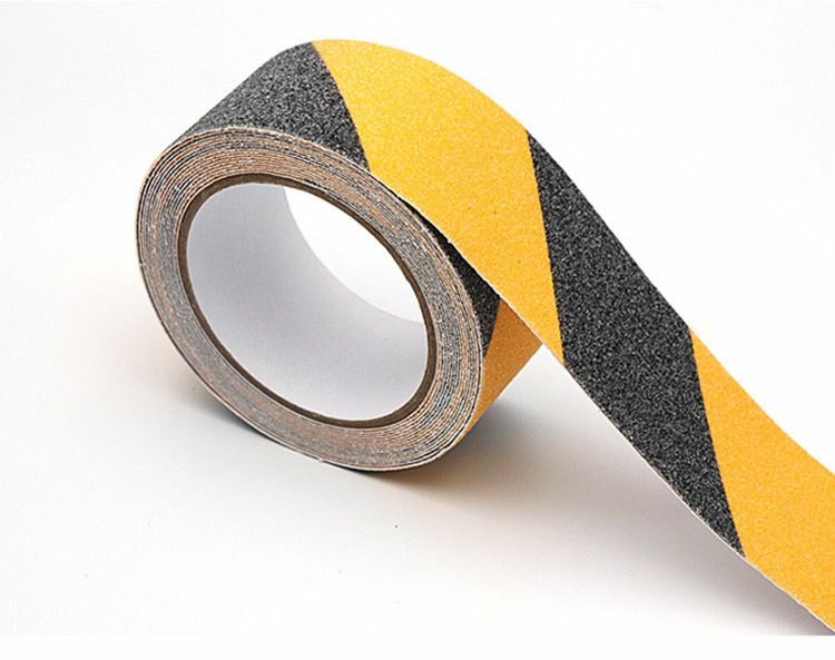 C056  警示防滑膠帶(磨沙警示)