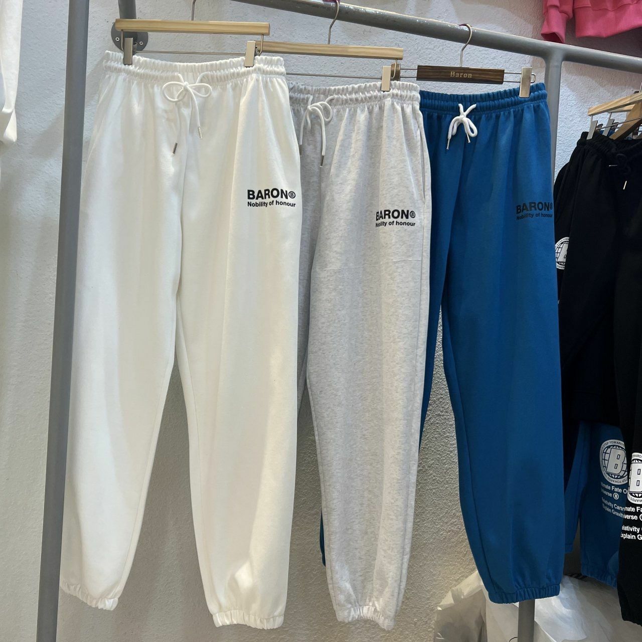 英文字束腳棉質運動褲 BARON-120P