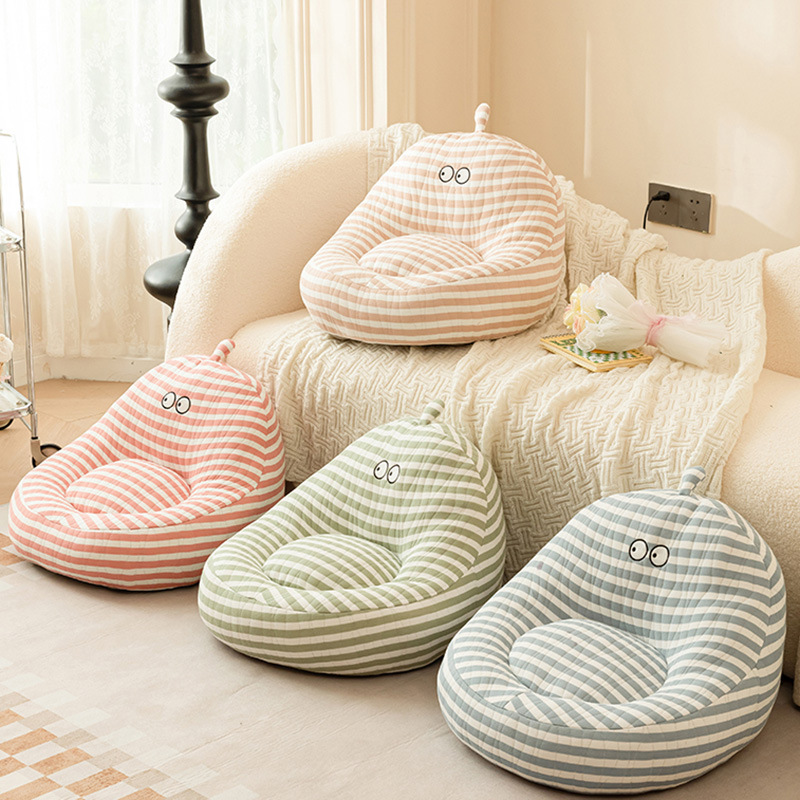 《4882》可愛斜眼o嘴梨直條紋靠背坐墊