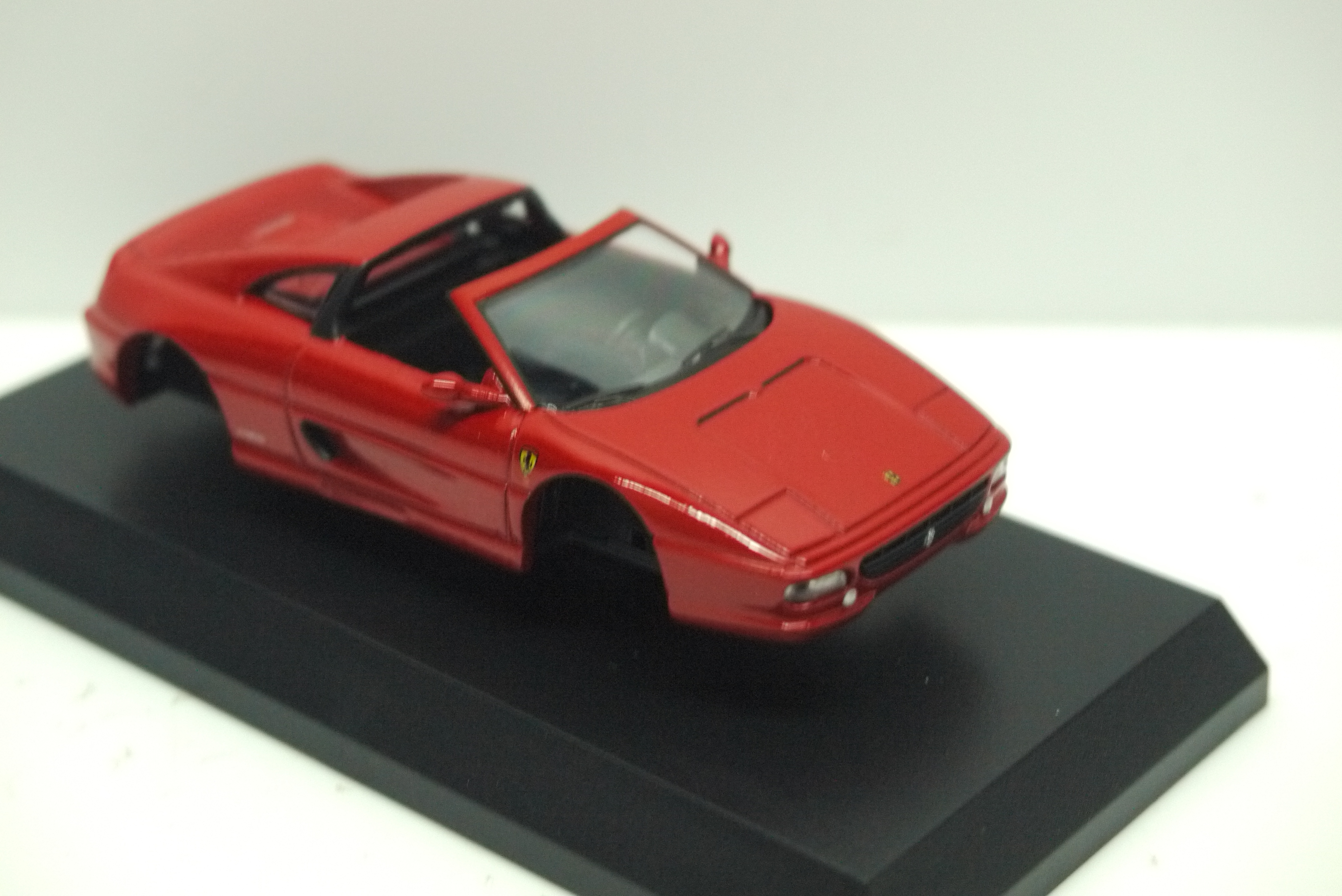 Kyosho Ferrari 355 GTS Red
