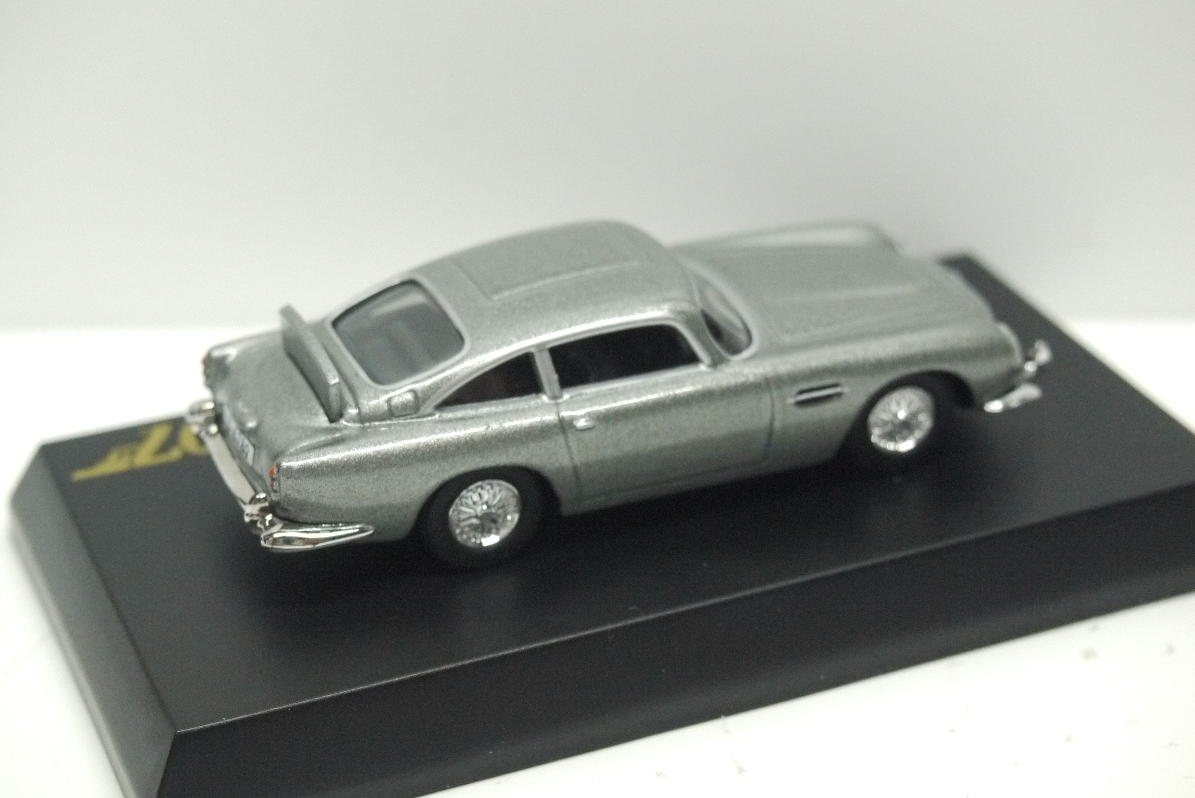 Kyosho Aston Martin DB5 007