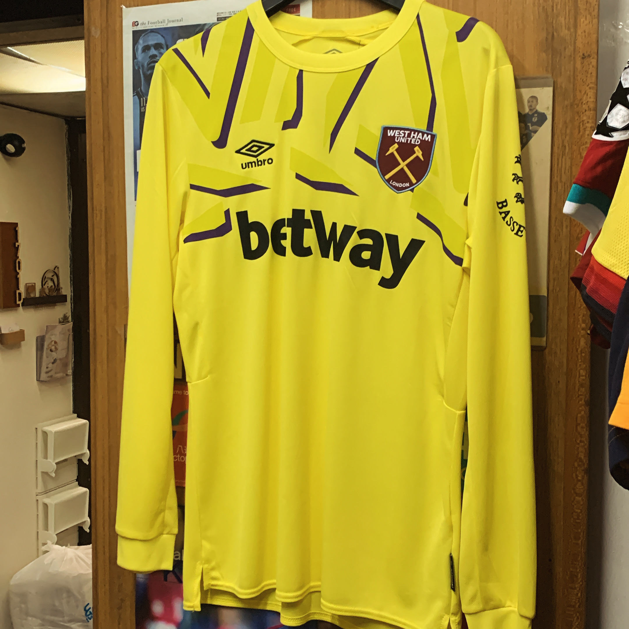 2019 West Ham United Yellow Goalkeeper Shirt
