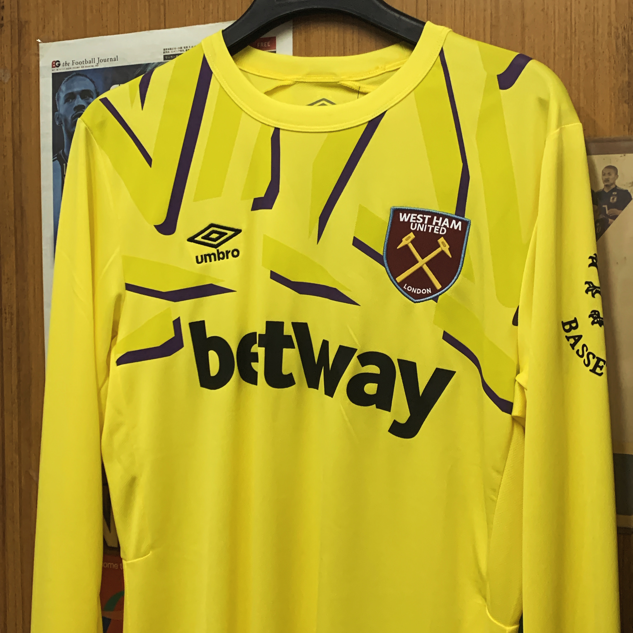 2019 West Ham United Yellow Goalkeeper Shirt