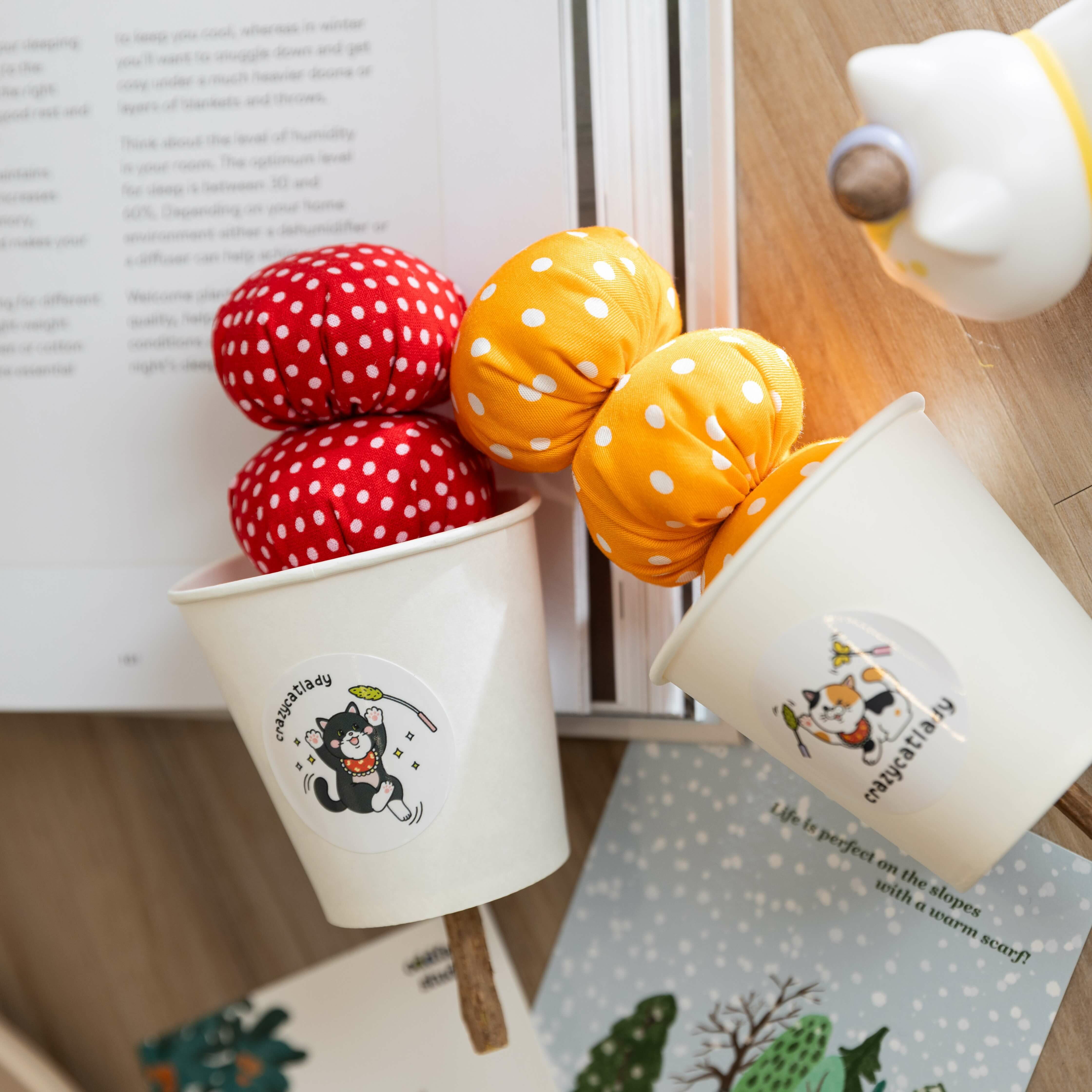 糖葫蘆貓草包┃共兩色