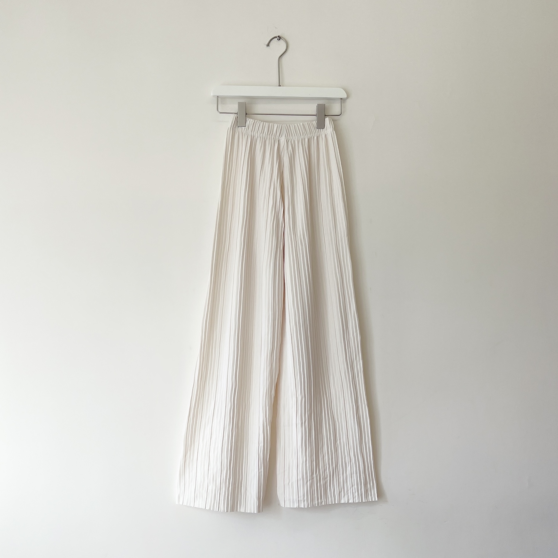 現貨 | 可修剪！米白坑紋休閑褲