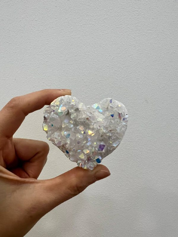 [S] GEMZ & CO DDK IRIDESCENT HEART SHAPED RAW DRUSE, V164 (V164)