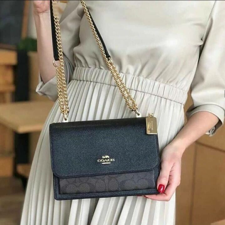 【預訂】Coach Klare Crossbody Bag In Signature Canvas