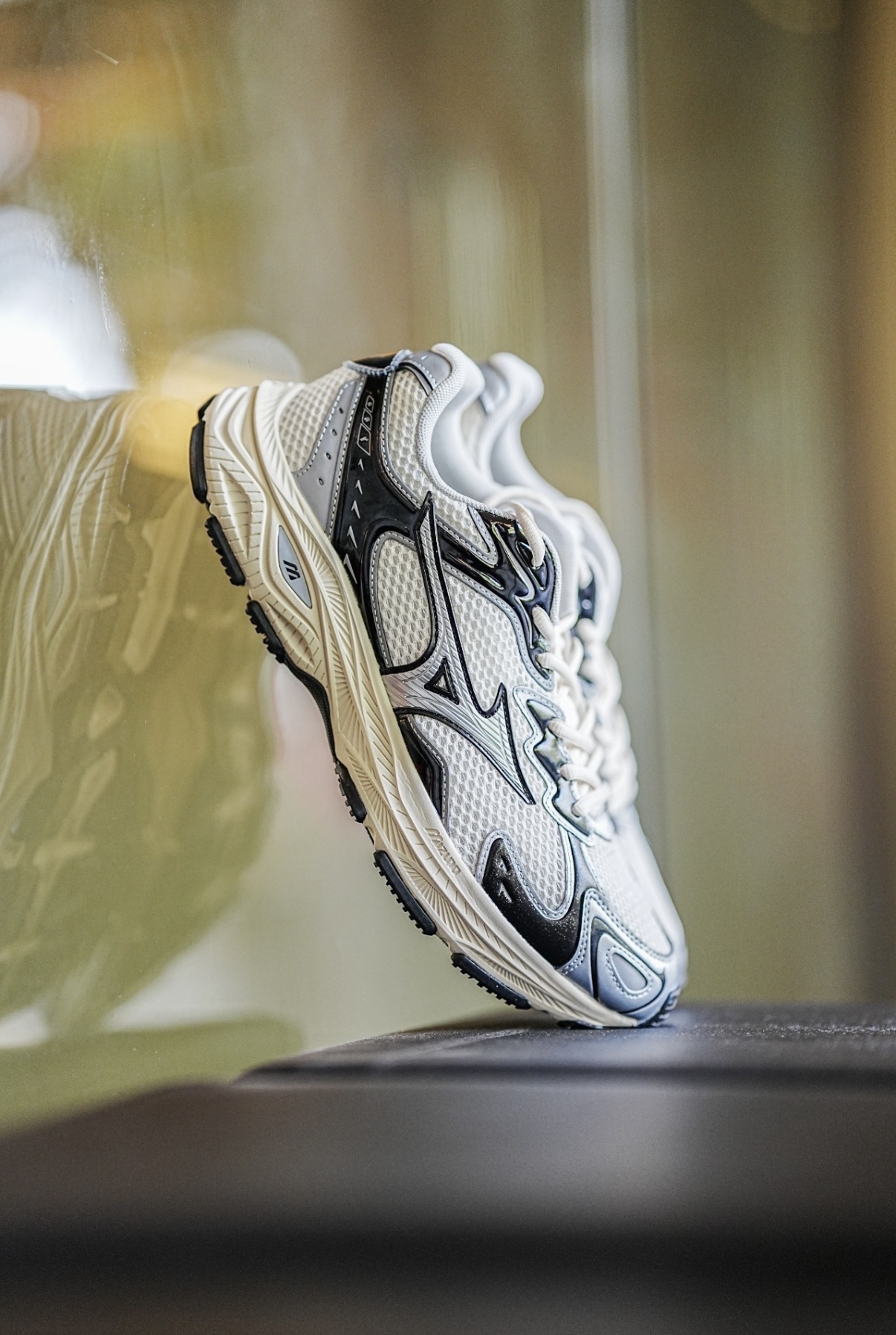 Oarism x Mizuno Racer S 米杏黑 白銀色 Y2K 奶油底 復古 慢跑鞋 D1GH243601/預購