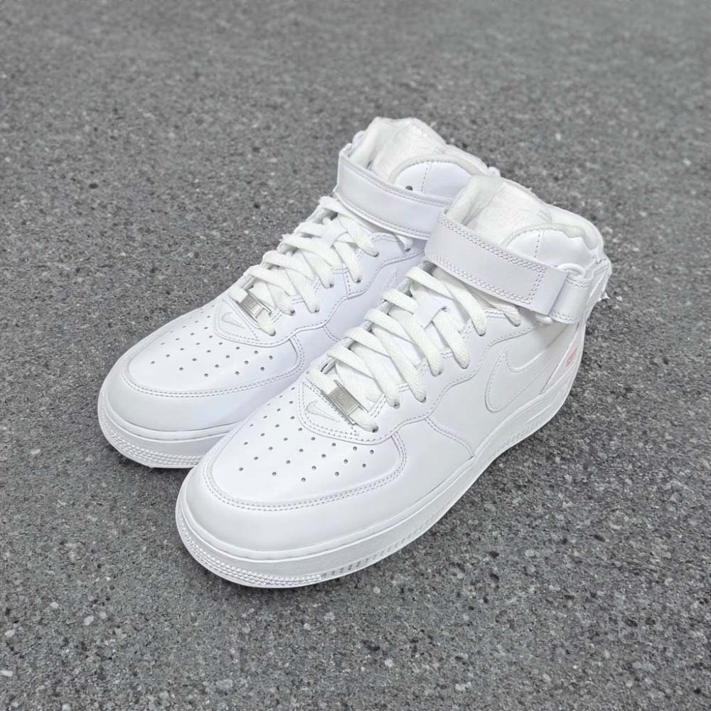 Supreme x Nike Air Force 1 Mid White 白色FZ8784-100