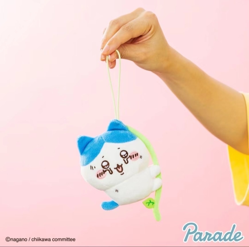 iSNEAKERS | 日本 Chiikawa 吉伊卡哇景品掉進洞裡的小八吉伊吊飾娃娃