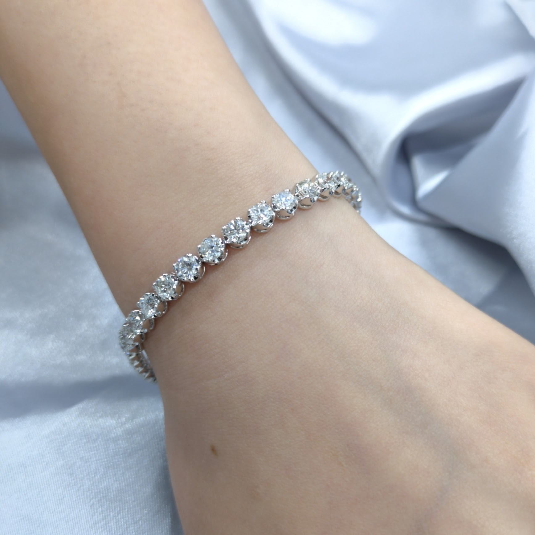 全新18K白金8卡7份鑽石手鍊