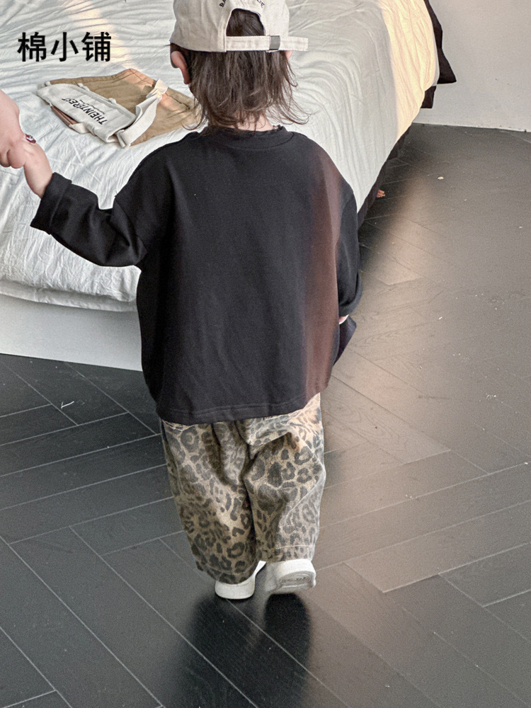 男孩也要帥氣豹紋褲!