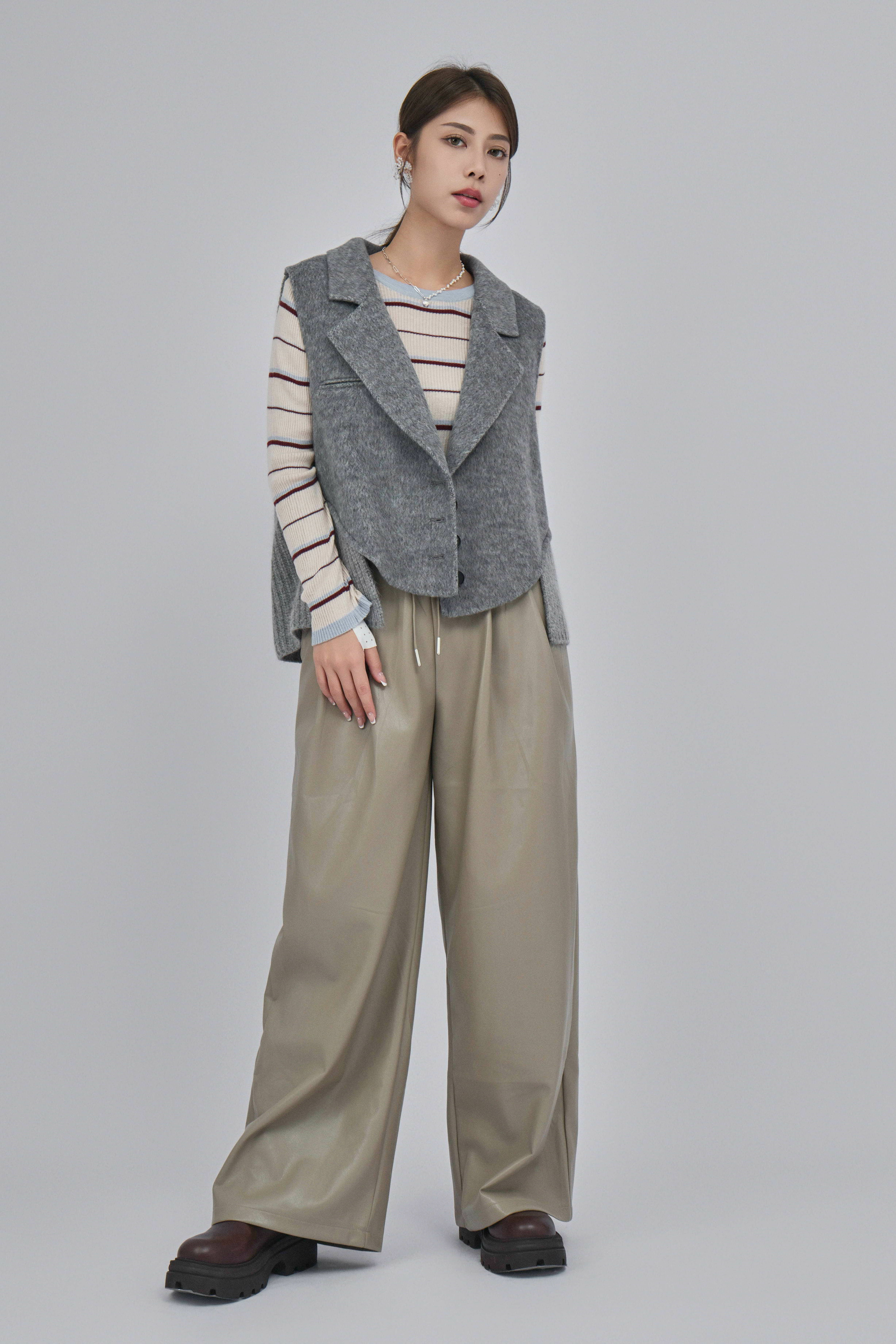 FW24_0073（背心＋上衣＋長褲）