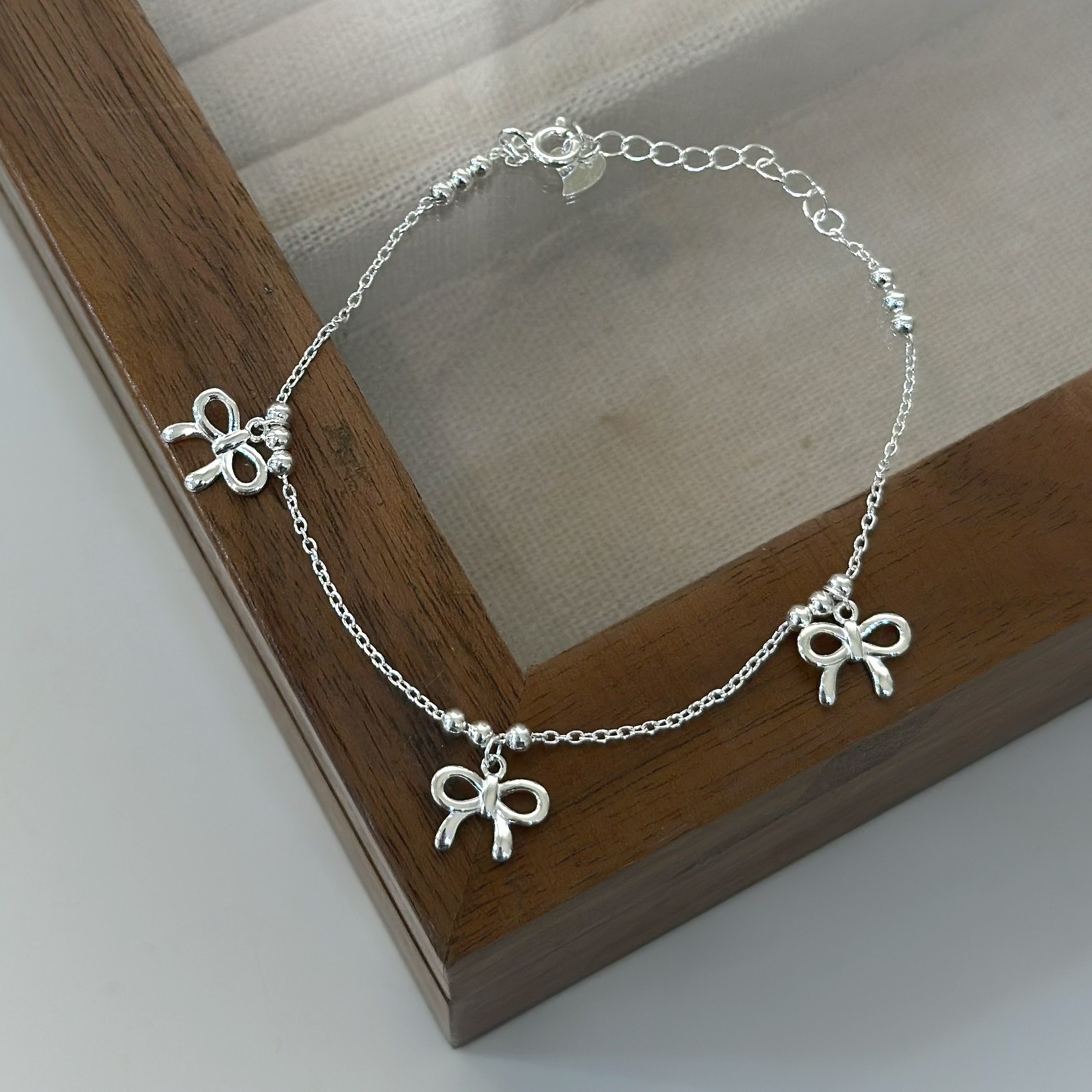J06分布式蝴蝶結純銀手鍊