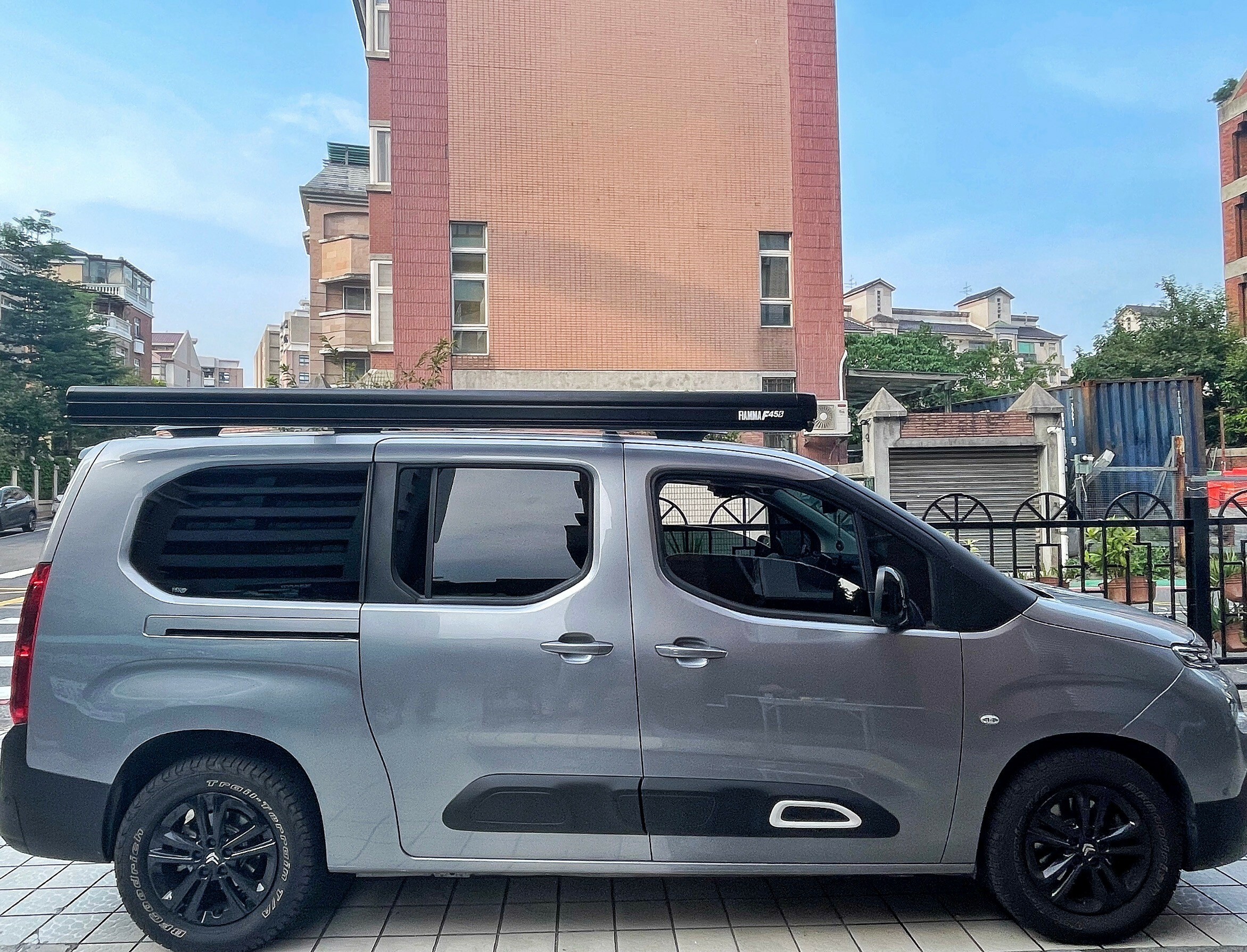 車邊帳 FIAMMA F45S 260( BERLINGO 布丁狗)