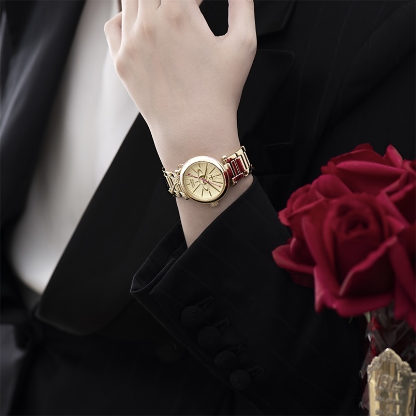 VIVIENNE WESTWOOD 手錶 32mm 腕錶 石英機芯 精鋼錶帶 金色錶盤 女錶 50米防水