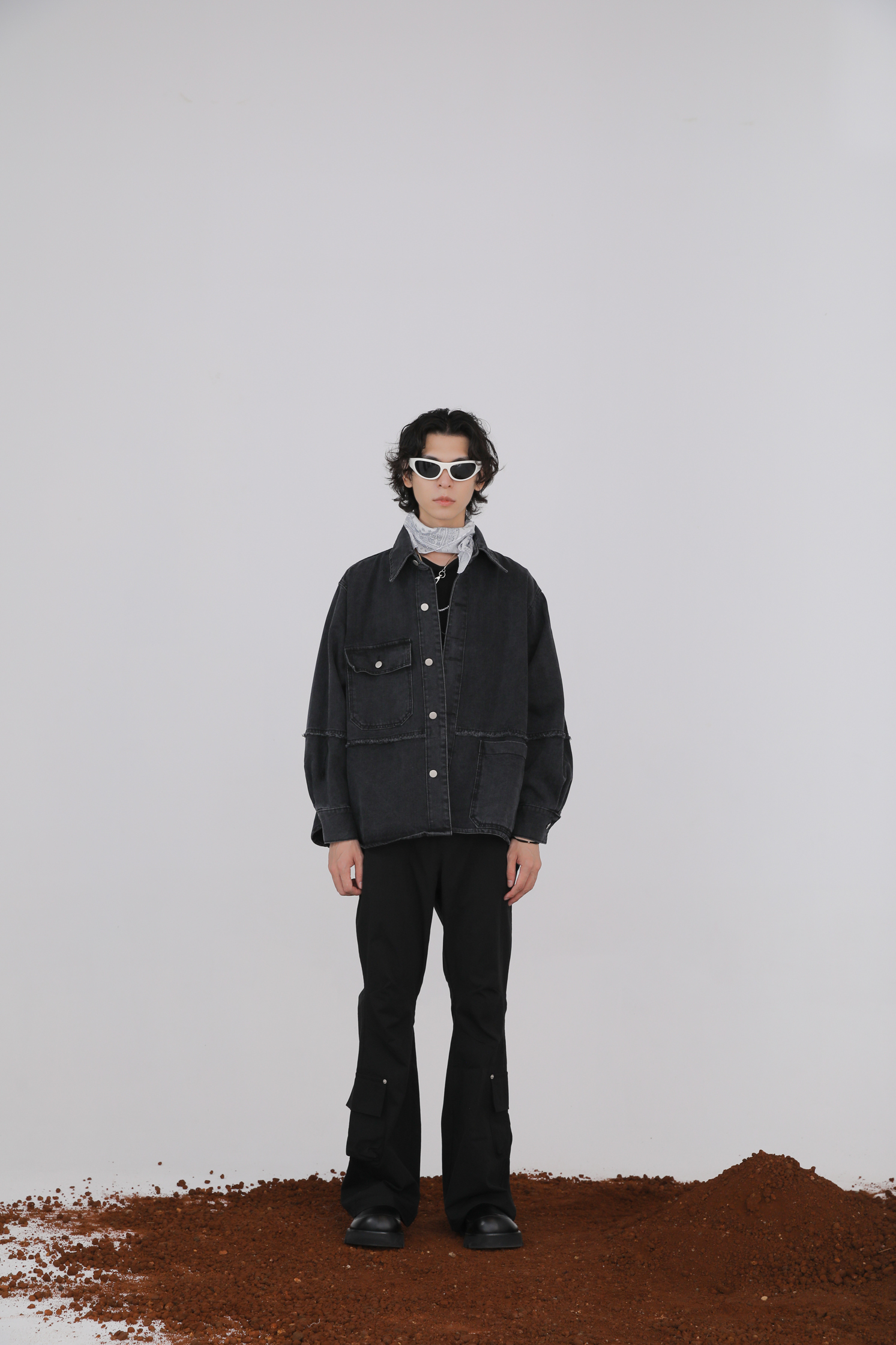 【Unisex】Needle Decoration Denim Jacket #牛仔外套 (售完不補)