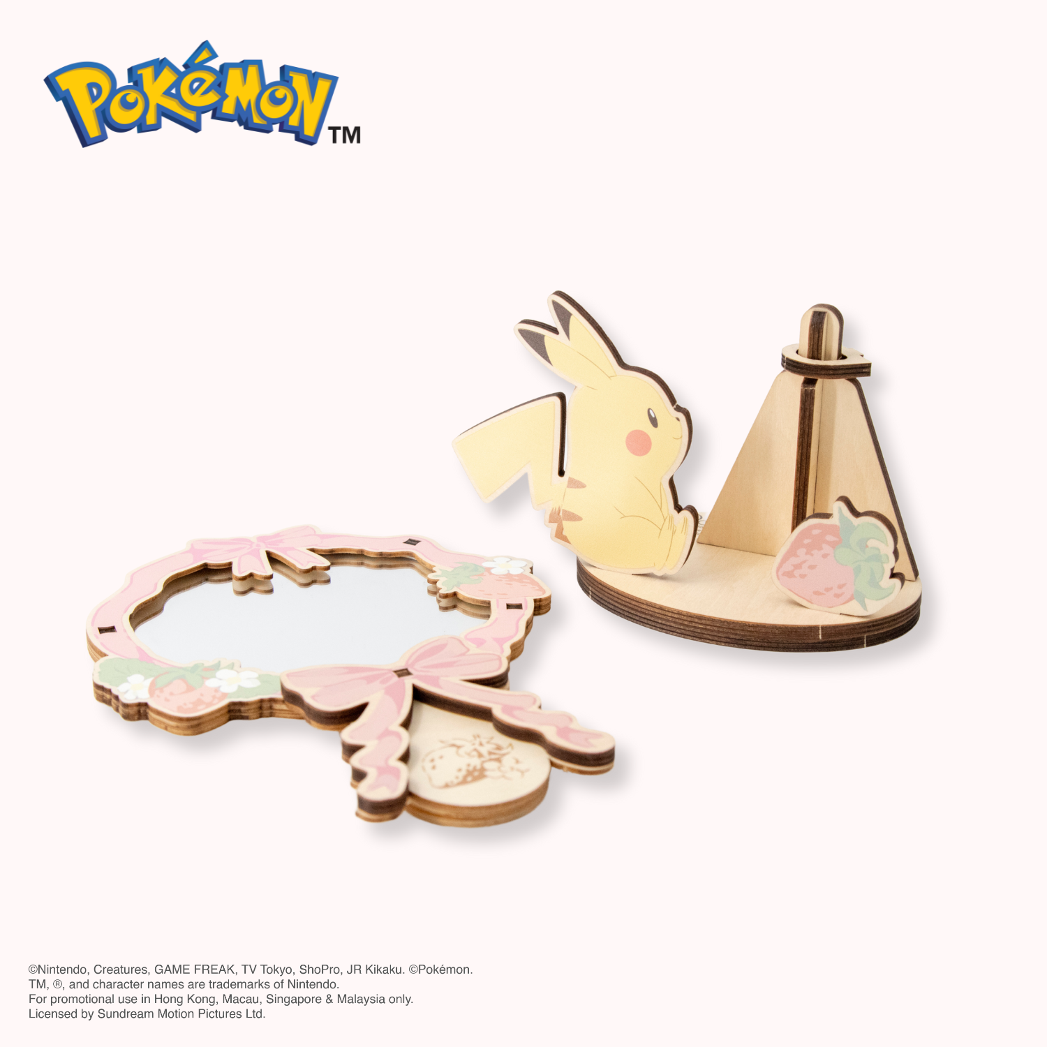 Pokémon Wooden Hand Mirror with Stand - Ribbon