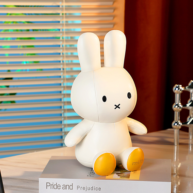 VIPO Miffy 米菲PU皮革公仔 (25cm)-白色 -MIF37323