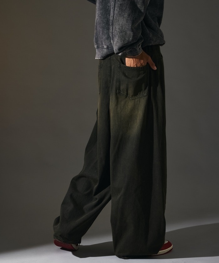 『代購商品』FREAK'S STORE MR HEARTS VINTAGE WASH WIDE SILHOUETTE CURVE DENIM 彎刀 括腿 褲子 水洗 牛仔褲 現貨 1243280400008