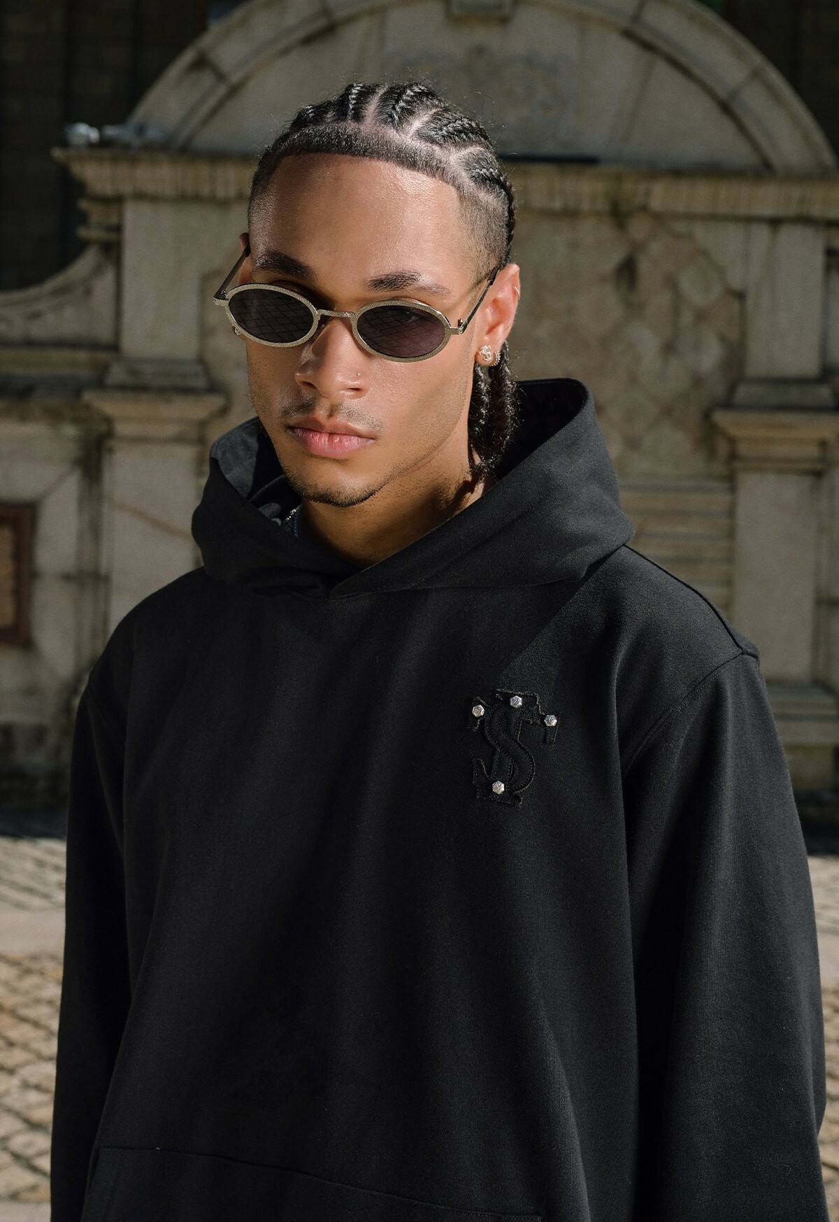 STK SmallTownKid LOGO貼布 鉚釘 帽T