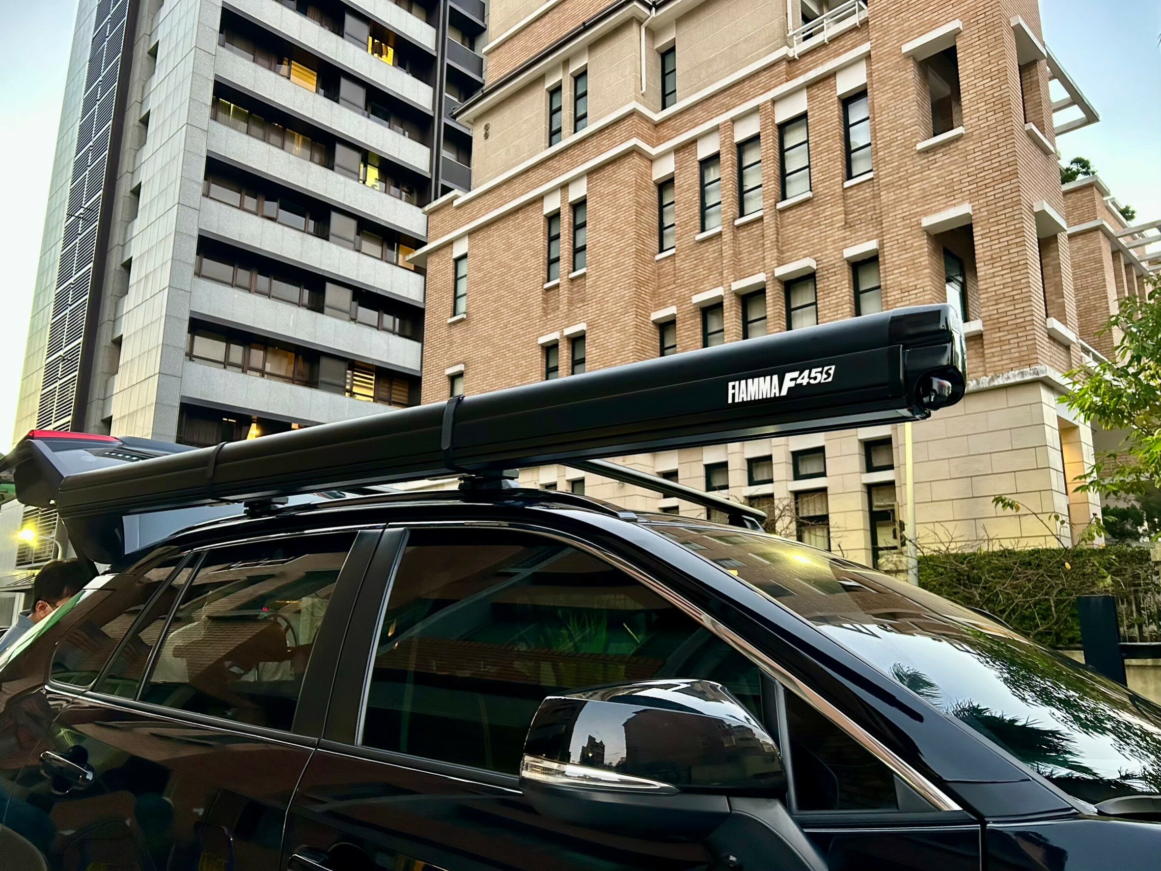 車邊帳 FIAMMA F45S 260 (Toyota-RAV4)