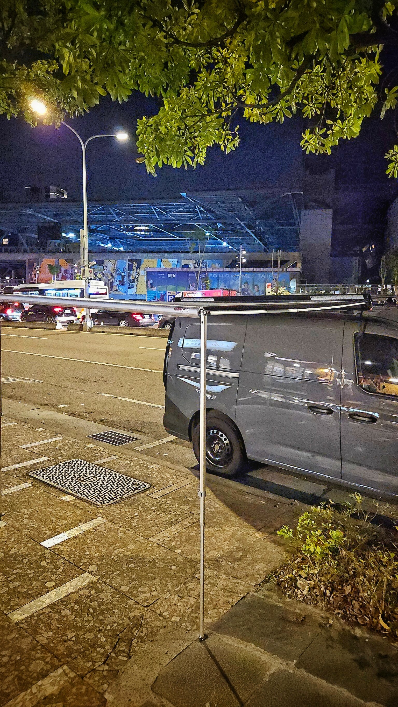 車邊帳 FIAMMA F35 220 ( VW CADDY )