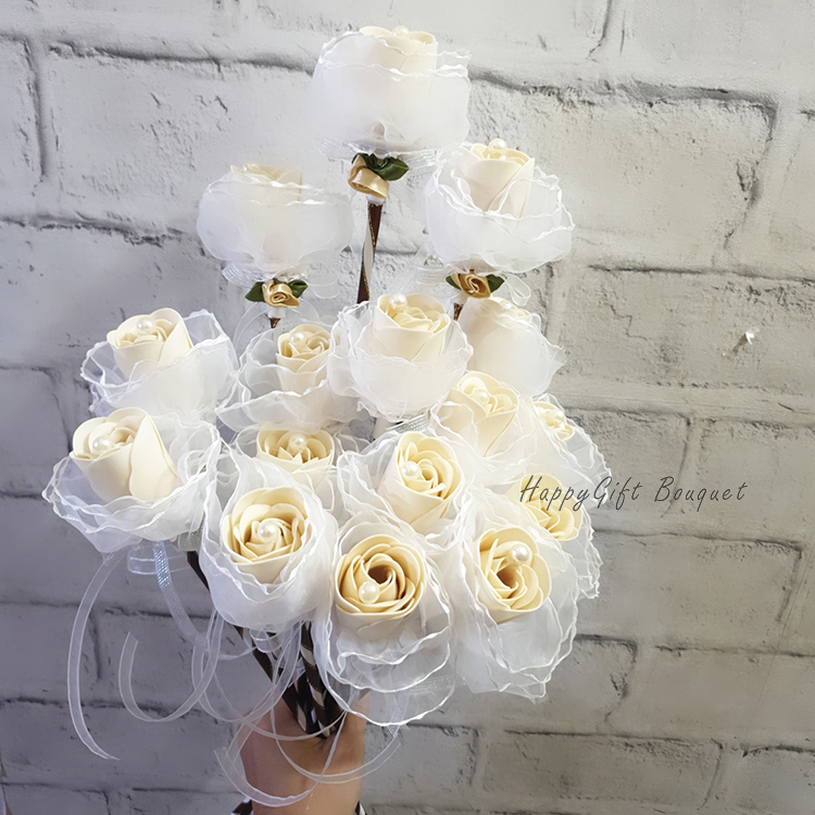 手工米色香皂花棒,Handmade beige soap flower stick bouquet