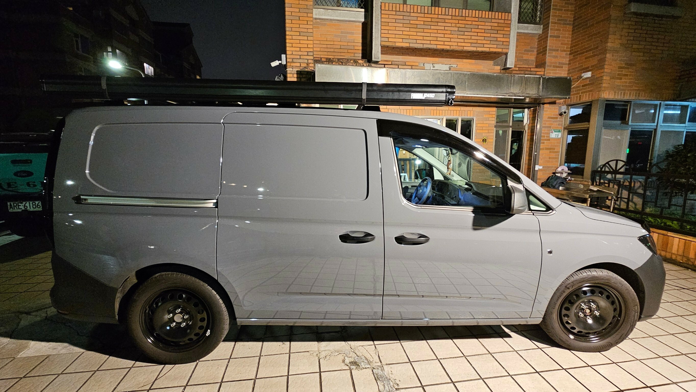 車邊帳 FIAMMA F45S 260 (VW CADDY)