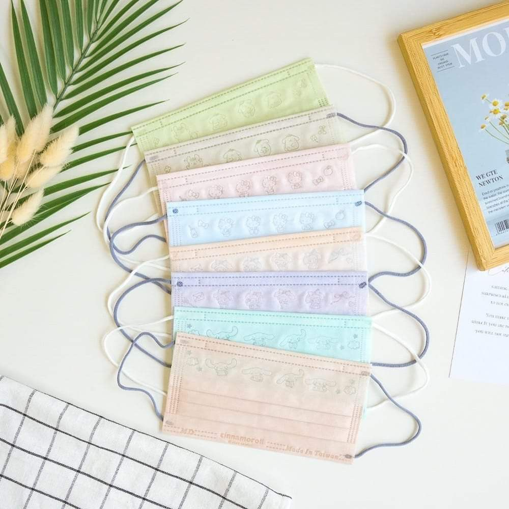 【現貨】天藍小舖 TW100542 三麗鷗系列情境鋼印成人平面口罩