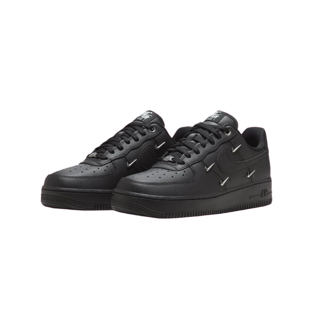 W Nike Air Force 1 Low 黑魂銀勾 HQ1180-001