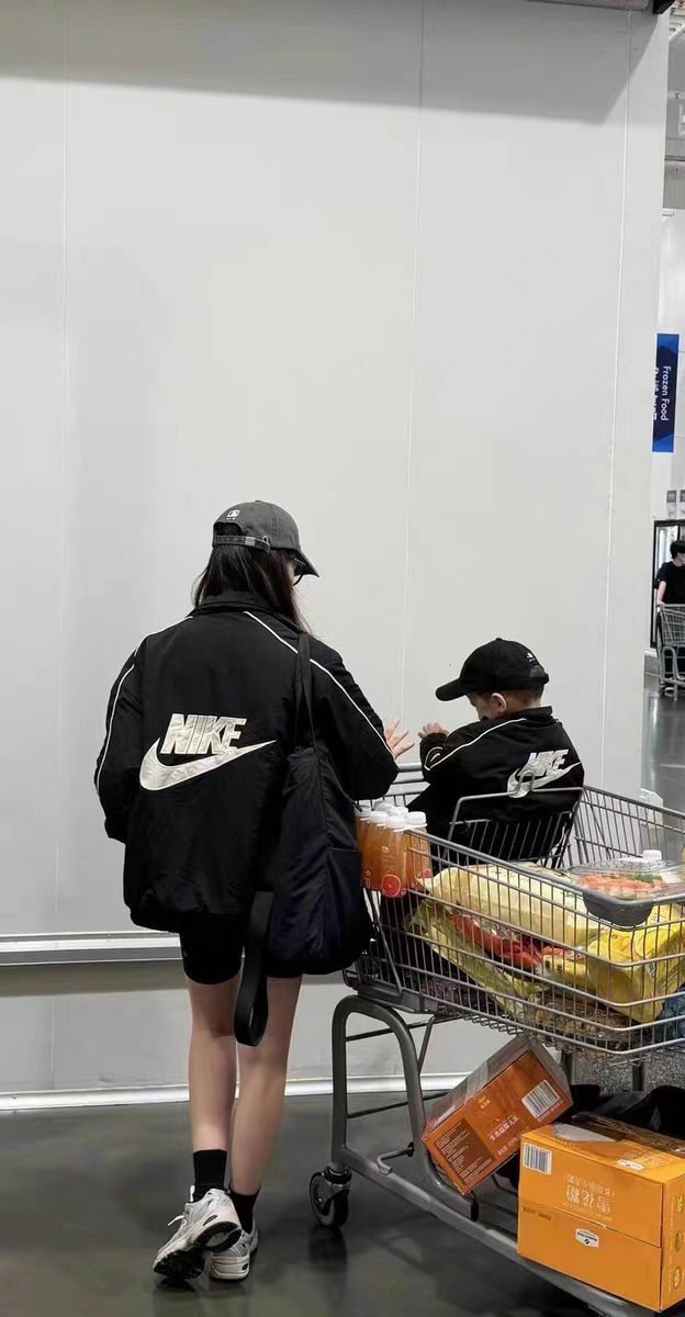 ✔️𝐍𝐢𝐤𝐞 立領夾棉風褸 親子裝 第4團