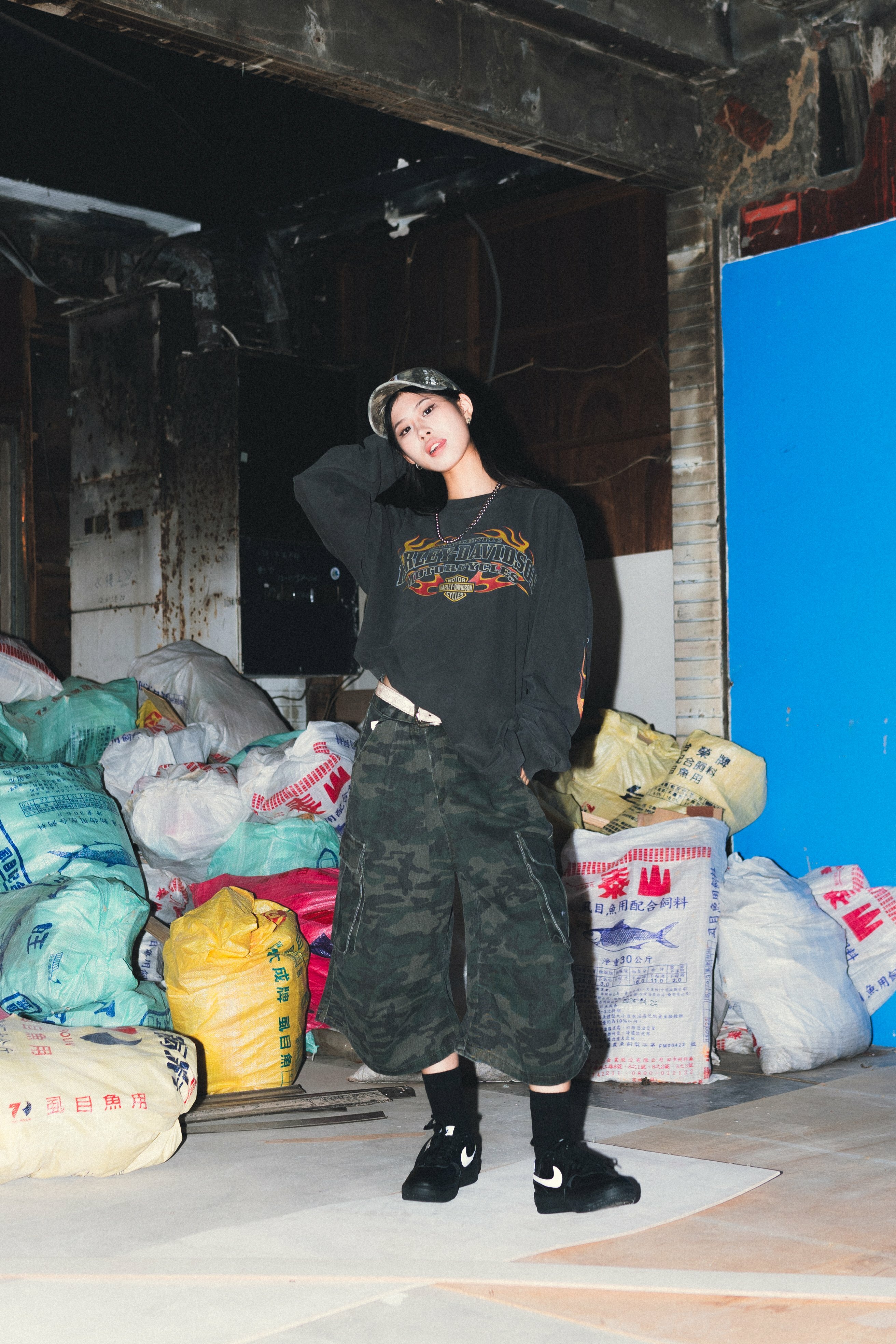 JIN UNIVERSAL 做舊迷彩 膝摺 七分褲 短褲