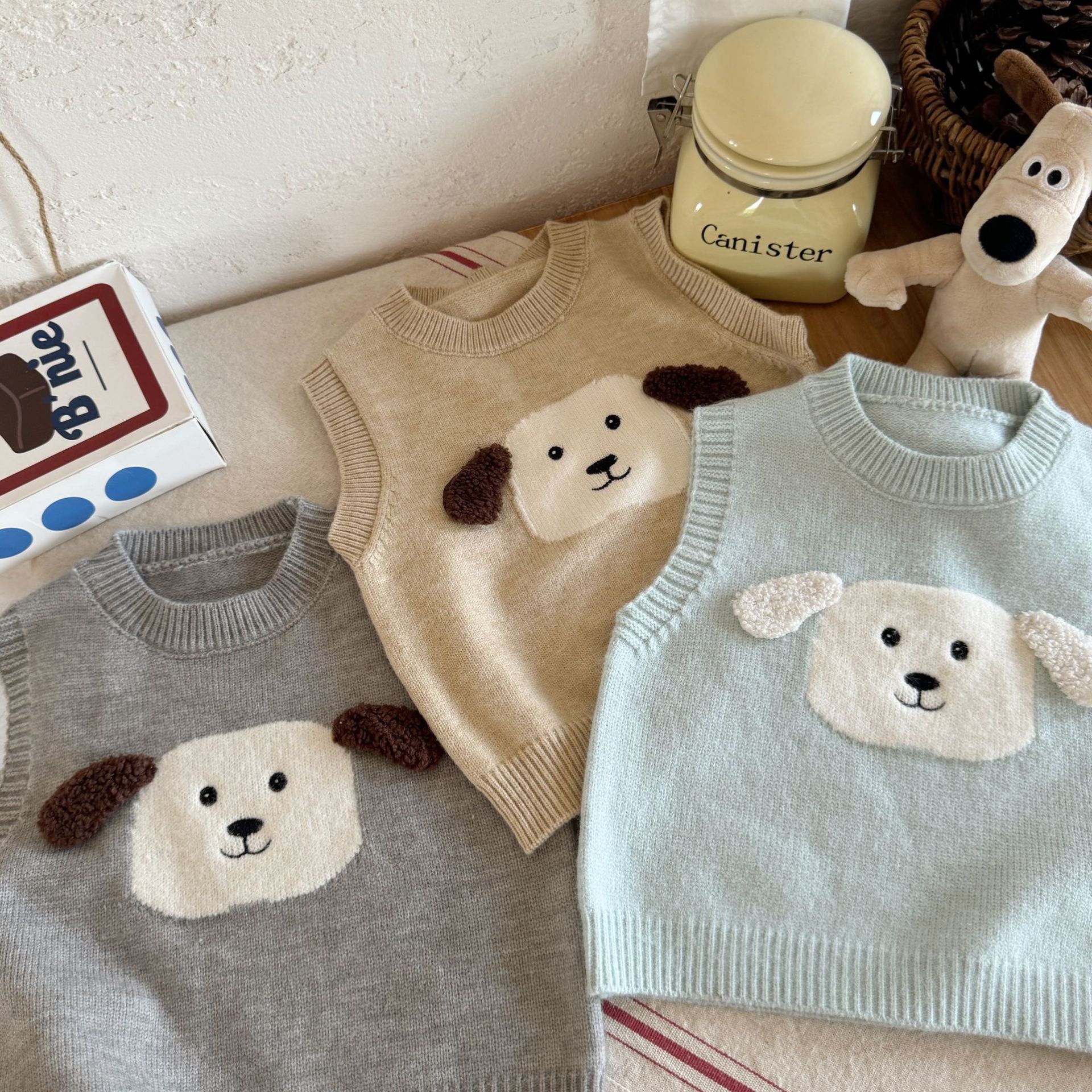 立體小白針織背心