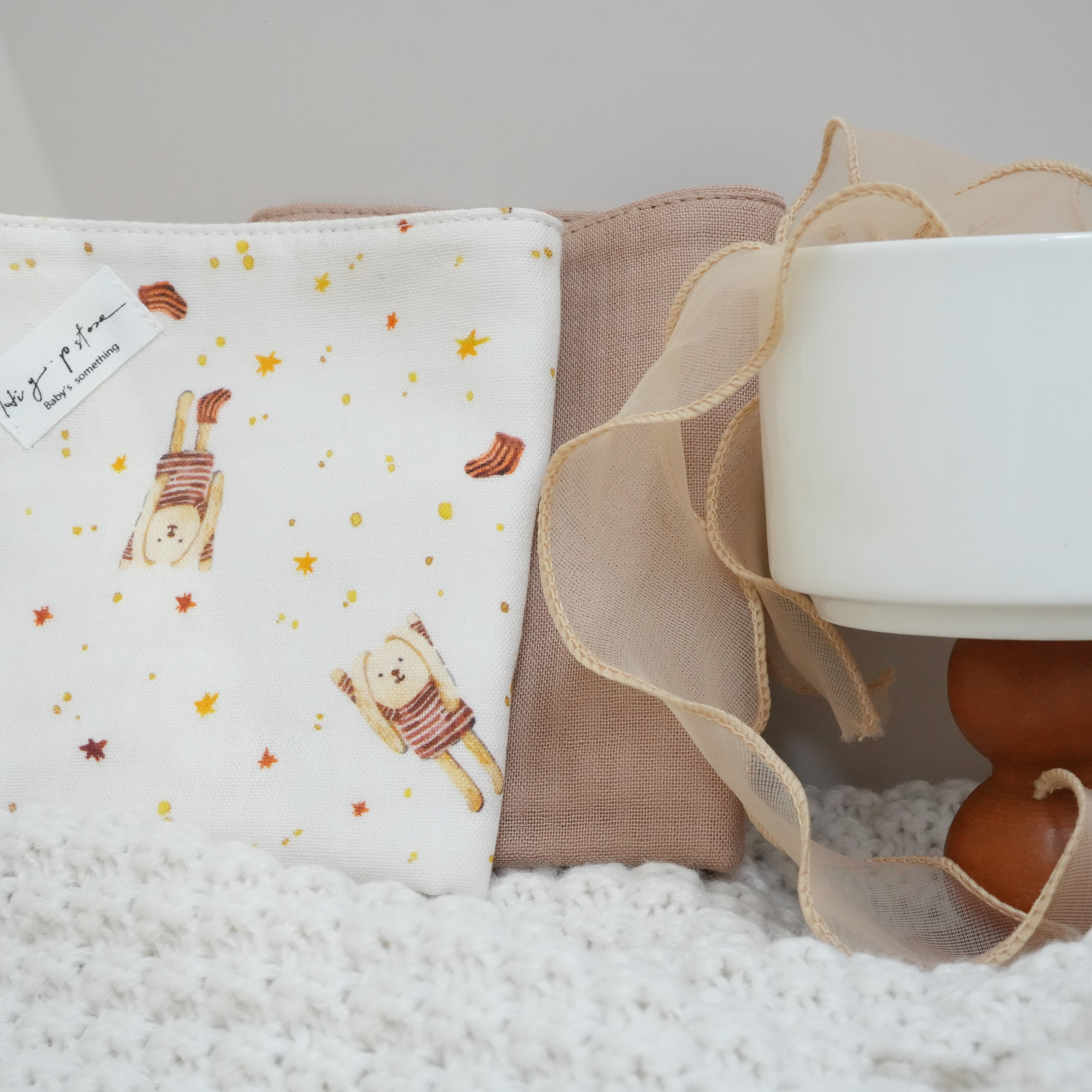 Hi Y.P store-手作六層紗紗布巾-獨家設計款-迷夢兔兔(2件組)