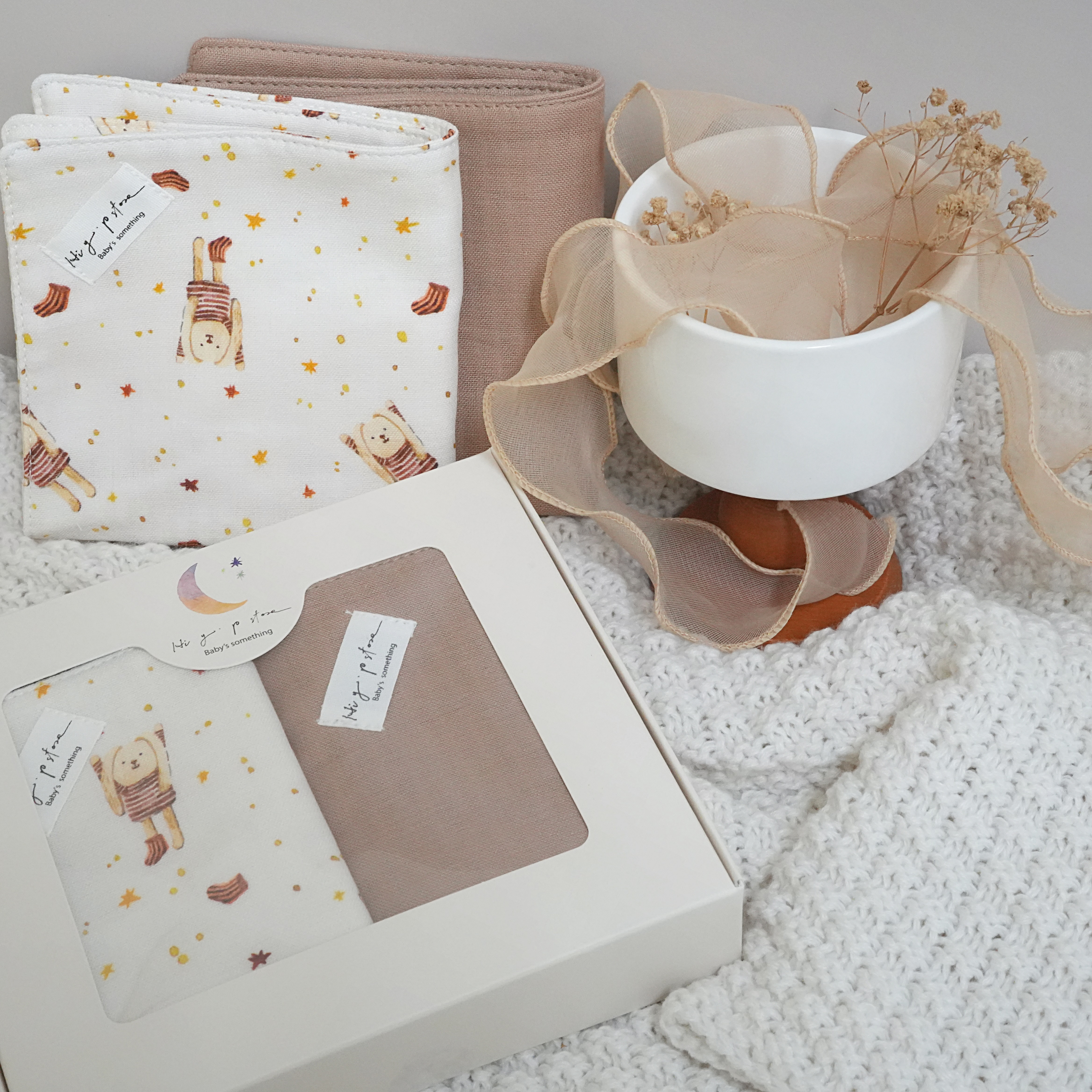 Hi Y.P store-手作六層紗紗布巾-獨家設計款-迷夢兔兔(2件組)