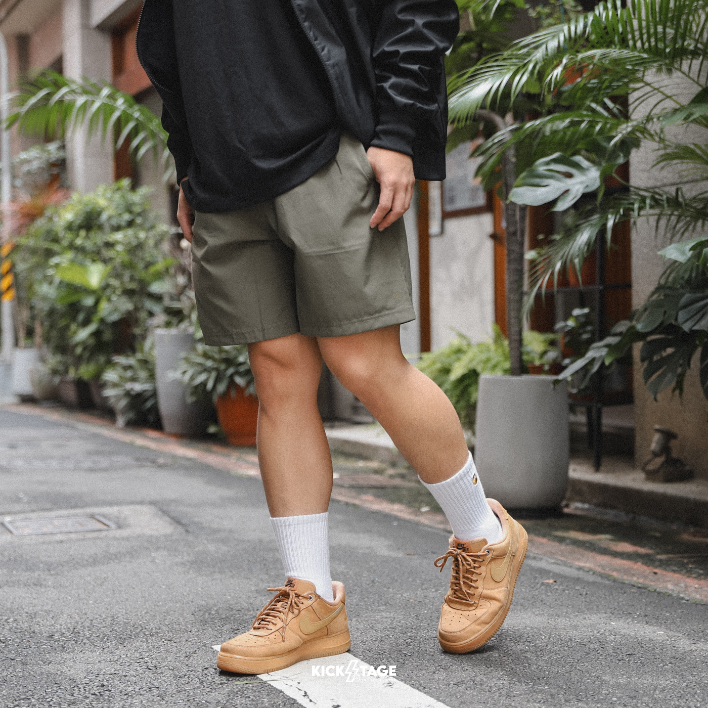 男款 NIKE DRI-FIT FORM UNLINED SHORTS 橄欖綠 百搭 無內裡 快速排汗 運動 訓練 短褲【HJ7017-222】